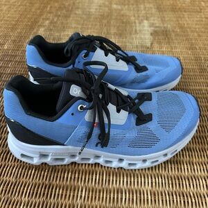 On Running Women’s Blue Athletic Shoes